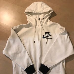 Nike sweatshirt
